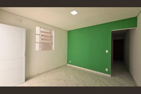 Casa à venda com 210m², 2 quartos e 2 vagas