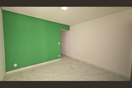 Casa à venda com 210m², 2 quartos e 2 vagas