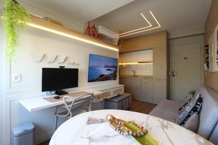 Sala de apartamento para alugar com 2 quartos, 40m² em Moema, São Paulo