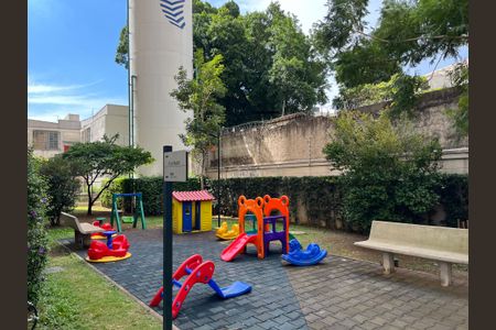 Apartamento à venda com 42m², 2 quartos e 1 vagaÁrea comum - Playground