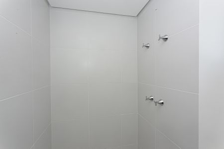 Apartamento à venda com 106m², 3 quartos e 2 vagas Apartamento à venda com 106m², 3 quartos e 2 vagasBanheiro da Suíte 1