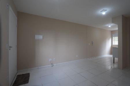 Sala de apartamento para alugar com 2 quartos, 49m² em Jardim da Laranjeira (zona Leste), São Paulo