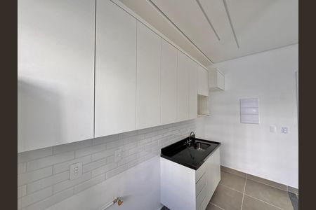 Apartamento à venda com 66m², 2 quartos e 1 vaga Apartamento à venda com 66m², 2 quartos e 1 vagaCozinha e Área de Serviço