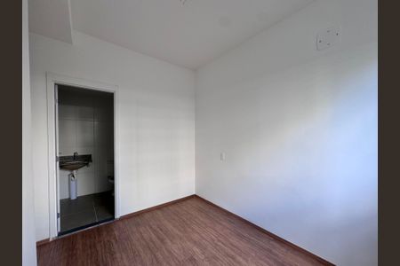 Apartamento para alugar com 66m², 2 quartos e 1 vagaSuíte 1