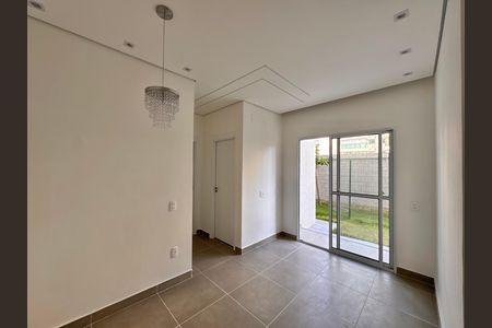 Sala de apartamento para alugar com 2 quartos, 66m² em Recreio dos Bandeirantes, Rio de Janeiro