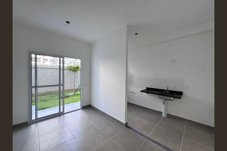 Sala de apartamento para alugar com 2 quartos, 66m² em Recreio dos Bandeirantes, Rio de Janeiro