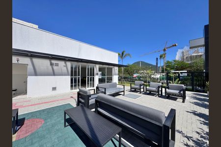 Apartamento para alugar com 66m², 2 quartos e 1 vagaÁrea comum