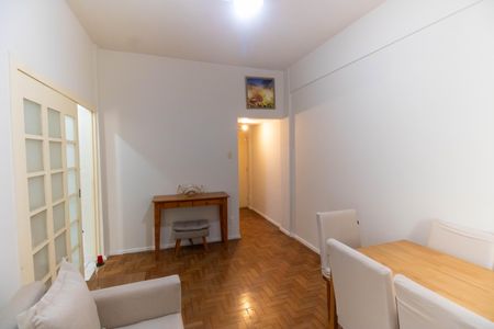 Sala de casa de condomínio à venda com 1 quarto, 47m² em Ingá, Niterói