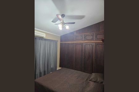 Casa para alugar com 280m², 3 quartos e 6 vagasQuarto