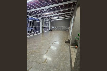 Casa para alugar com 280m², 3 quartos e 6 vagasÁrea externa