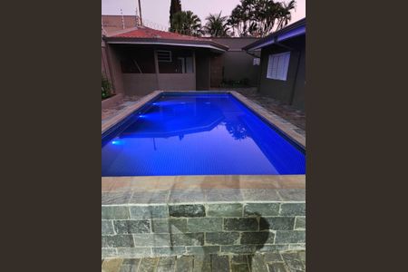 Casa para alugar com 280m², 3 quartos e 6 vagasPiscina