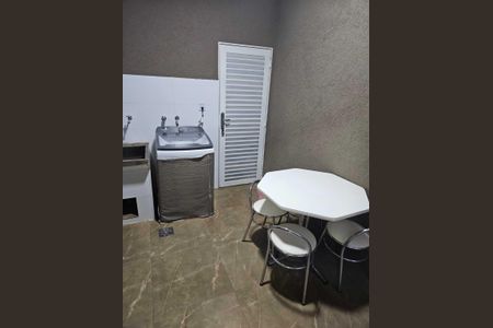 Casa para alugar com 280m², 3 quartos e 6 vagasCozinha