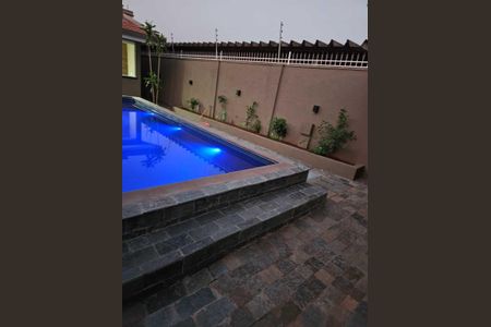 Casa para alugar com 280m², 3 quartos e 6 vagasPiscina