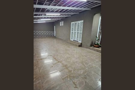 Casa para alugar com 280m², 3 quartos e 6 vagasÁrea externa