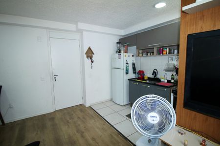 Sala de apartamento para alugar com 2 quartos, 41m² em Pavuna, Rio de Janeiro