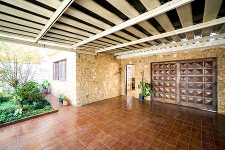 Garagem de casa à venda com 4 quartos, 241m² em Chácara Califórnia, São Paulo