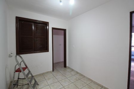 Casa à venda com 140m², 4 quartos e 2 vagas Casa à venda com 140m², 4 quartos e 2 vagasSala de TV