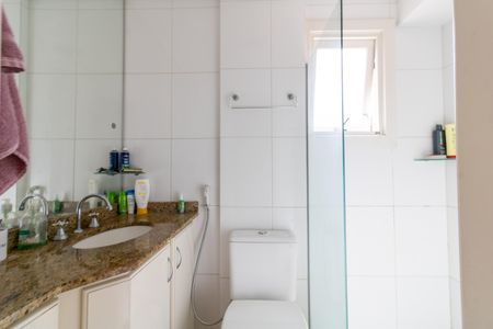 Apartamento à venda com 42m², 1 quarto e 2 vagasBanheiro