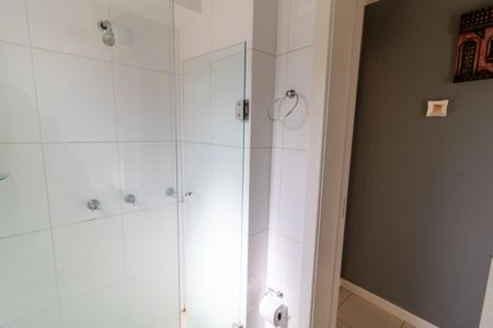 Apartamento à venda com 42m², 1 quarto e 2 vagasBanheiro