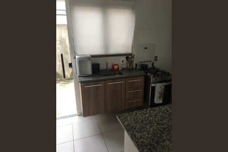 Cozinha de apartamento para alugar com 2 quartos, 62m² em Guaratiba, Rio de Janeiro
