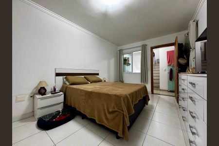 Foto 06 de casa à venda com 3 quartos, 110m² em Vila Mazzei, São Paulo