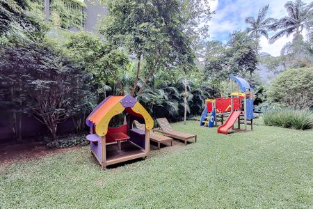 Studio para alugar com 27m², 1 quarto e sem vaga Studio para alugar com 27m², 1 quarto e sem vagaÁrea comum - Playground