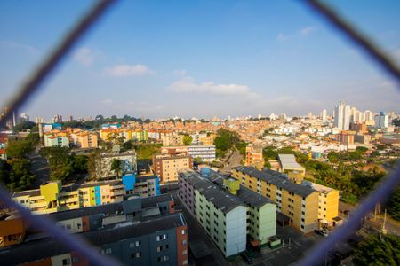 Vista da sala de apartamento para alugar com 2 quartos, 40m² em Santa Maria, Santo André
