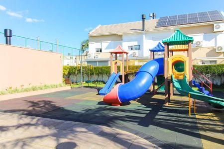 Casa de condomínio à venda com 252m², 4 quartos e sem vagaÁrea comum - Playground