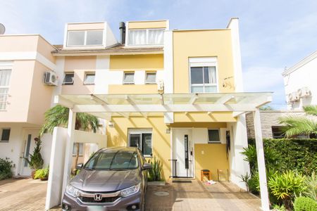 Casa de condomínio à venda com 252m², 4 quartos e sem vagaFachada