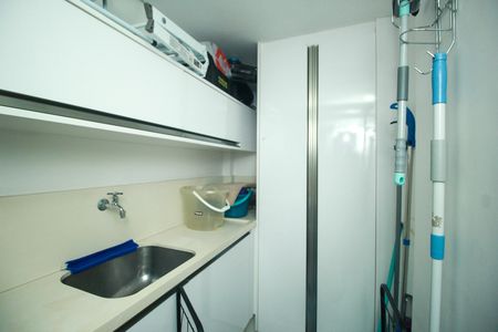 Apartamento à venda com 228m², 2 quartos e 4 vagas Apartamento à venda com 228m², 2 quartos e 4 vagasÁrea de Serviço
