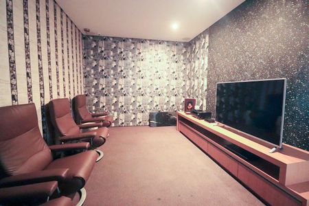 Apartamento à venda com 228m², 2 quartos e 4 vagas Apartamento à venda com 228m², 2 quartos e 4 vagasSala de Cinema