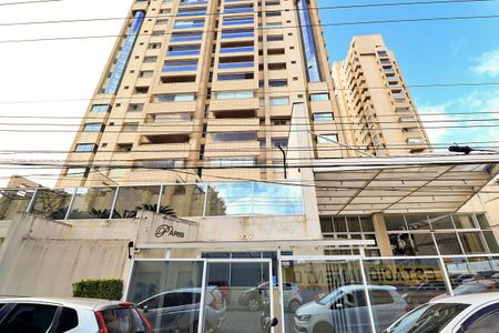 Apartamento à venda com 228m², 2 quartos e 4 vagas Apartamento à venda com 228m², 2 quartos e 4 vagasFachada do Prédio