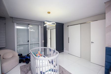 Apartamento à venda com 228m², 2 quartos e 4 vagas Apartamento à venda com 228m², 2 quartos e 4 vagasSuíte