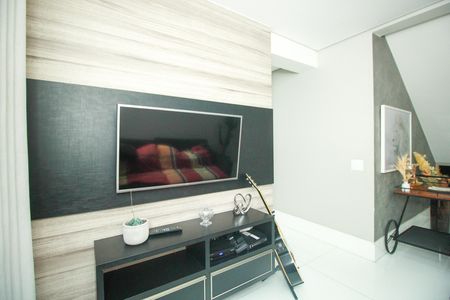 Apartamento à venda com 228m², 2 quartos e 4 vagas Apartamento à venda com 228m², 2 quartos e 4 vagasSala de TV
