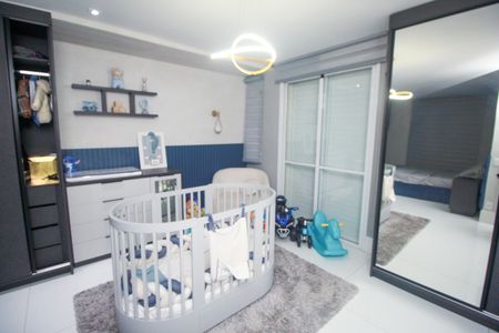 Apartamento à venda com 228m², 2 quartos e 4 vagas Apartamento à venda com 228m², 2 quartos e 4 vagasSuíte