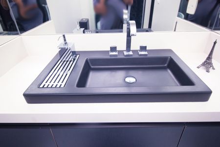 Apartamento à venda com 228m², 2 quartos e 4 vagas Apartamento à venda com 228m², 2 quartos e 4 vagasBanheiro da Suíte