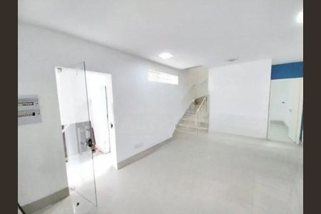 Casa à venda com 3 quartos, 162m² em Campo Belo, São Paulo