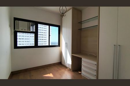 Apartamento à venda com 93m², 3 quartos e 2 vagas Apartamento à venda com 93m², 3 quartos e 2 vagasQuarto 2