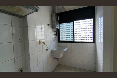 Apartamento à venda com 93m², 3 quartos e 2 vagas Apartamento à venda com 93m², 3 quartos e 2 vagasCozinha e Área de Serviço