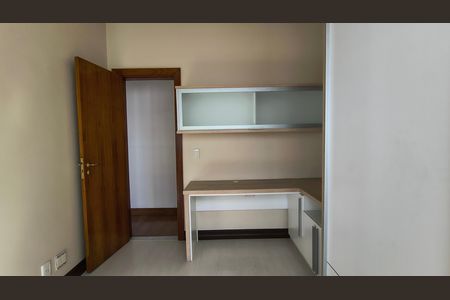 Apartamento à venda com 93m², 3 quartos e 2 vagas Apartamento à venda com 93m², 3 quartos e 2 vagasQuarto 1