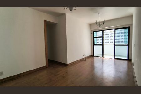 Sala de apartamento para alugar com 3 quartos, 93m² em Barra da Tijuca, Rio de Janeiro