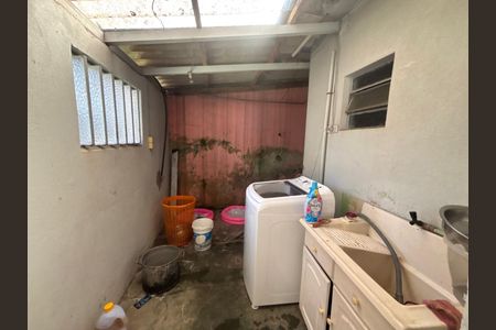 Casa à venda com 110m², 2 quartos e sem vagaEdícula 