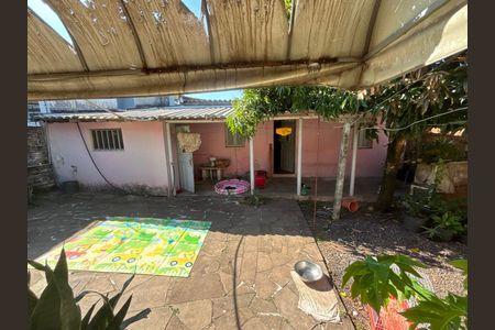 Casa à venda com 110m², 2 quartos e sem vagaÁrea comum