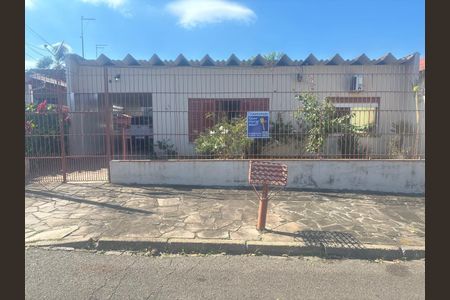 Casa à venda com 110m², 2 quartos e sem vagaFachada