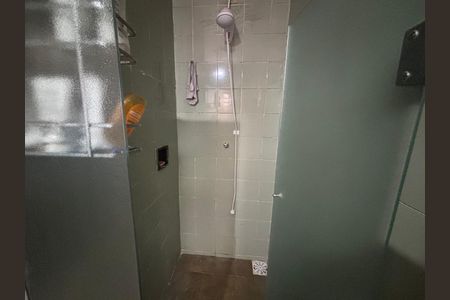 Casa à venda com 110m², 2 quartos e sem vagaBanheiro social
