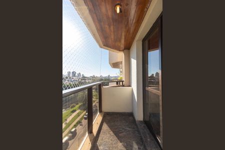 Apartamento para alugar com 152m², 3 quartos e 2 vagas