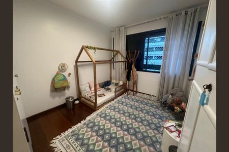 Apartamento à venda com 155m², 4 quartos e 2 vagas