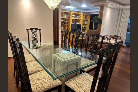 Apartamento à venda com 155m², 4 quartos e 2 vagas