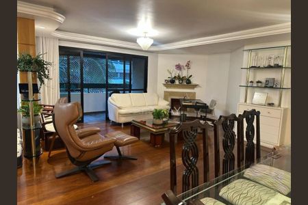 Apartamento à venda com 155m², 4 quartos e 2 vagas