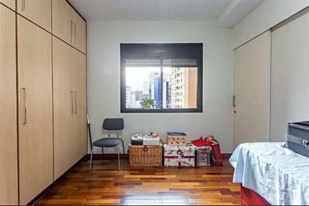Apartamento à venda com 4 quartos, 217m² em Vila Nova Conceição, São Paulo